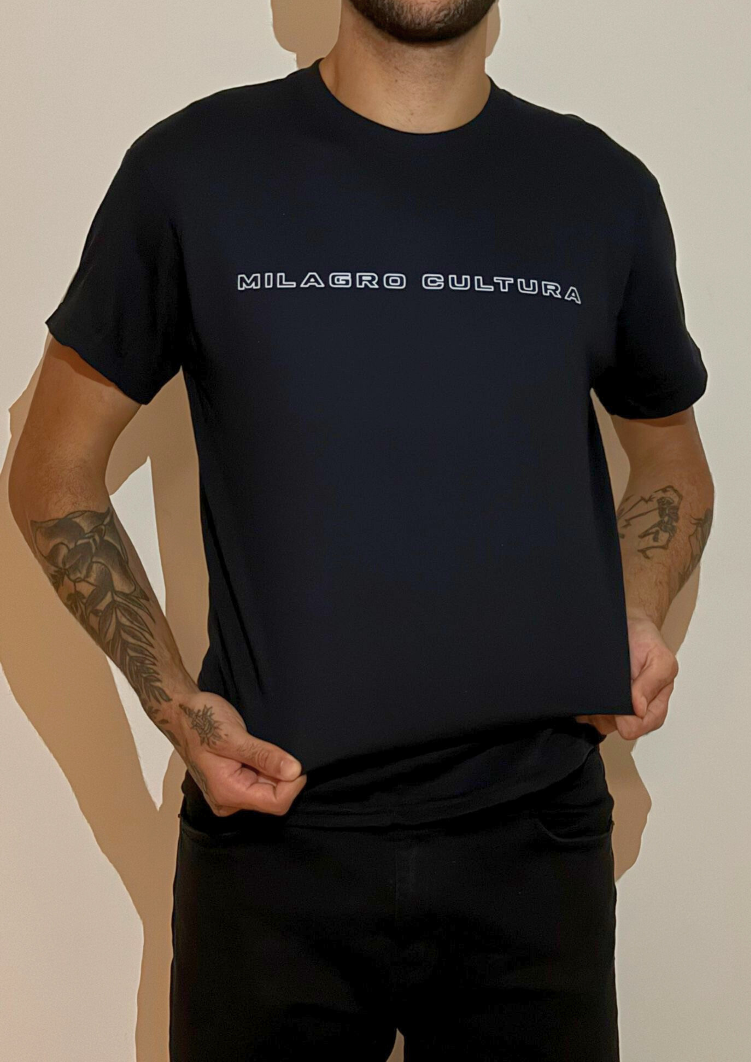 PORQUE LA MUSICA SALVA TU ALMA (multilingue), bianca/nera